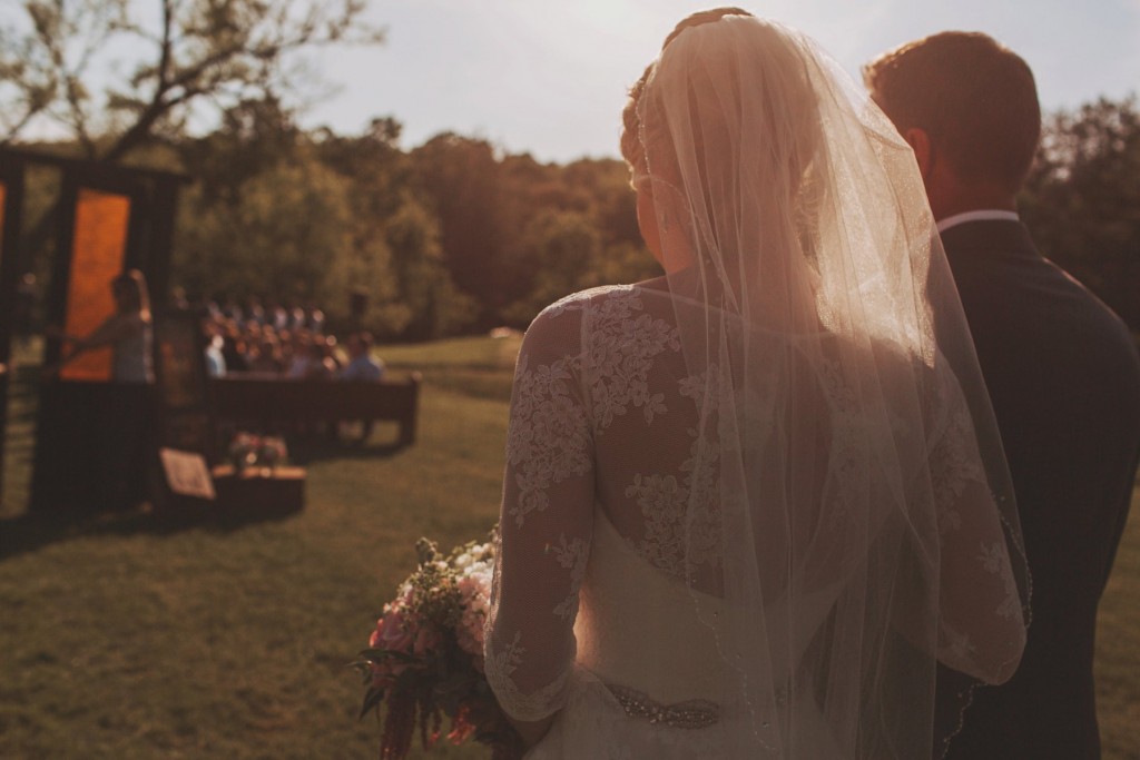 21-bride-and-father-walking-down-aisle