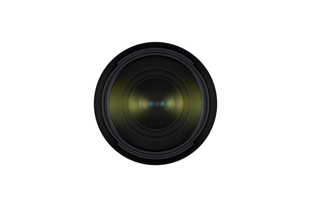 A large aperture for the new telephoto by Tamron.