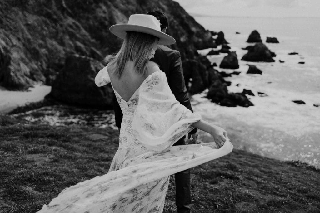 A last-minute location change for this couple meant wanting Paris but settling for California.