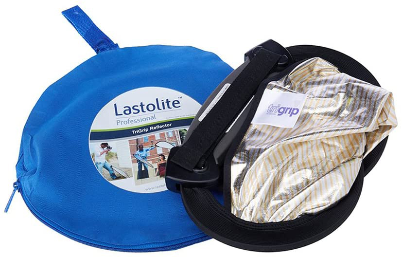 The Lastolite reflector folds up nicely.