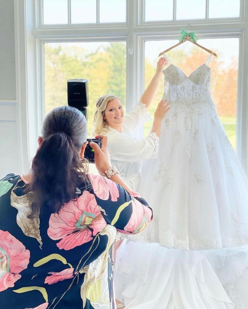 An example of Kiamarie photographing a wedding client.